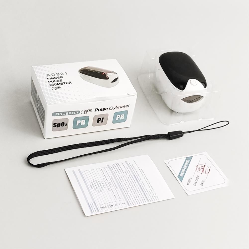 Medical finger pulse oximeter blood oxygen saturation